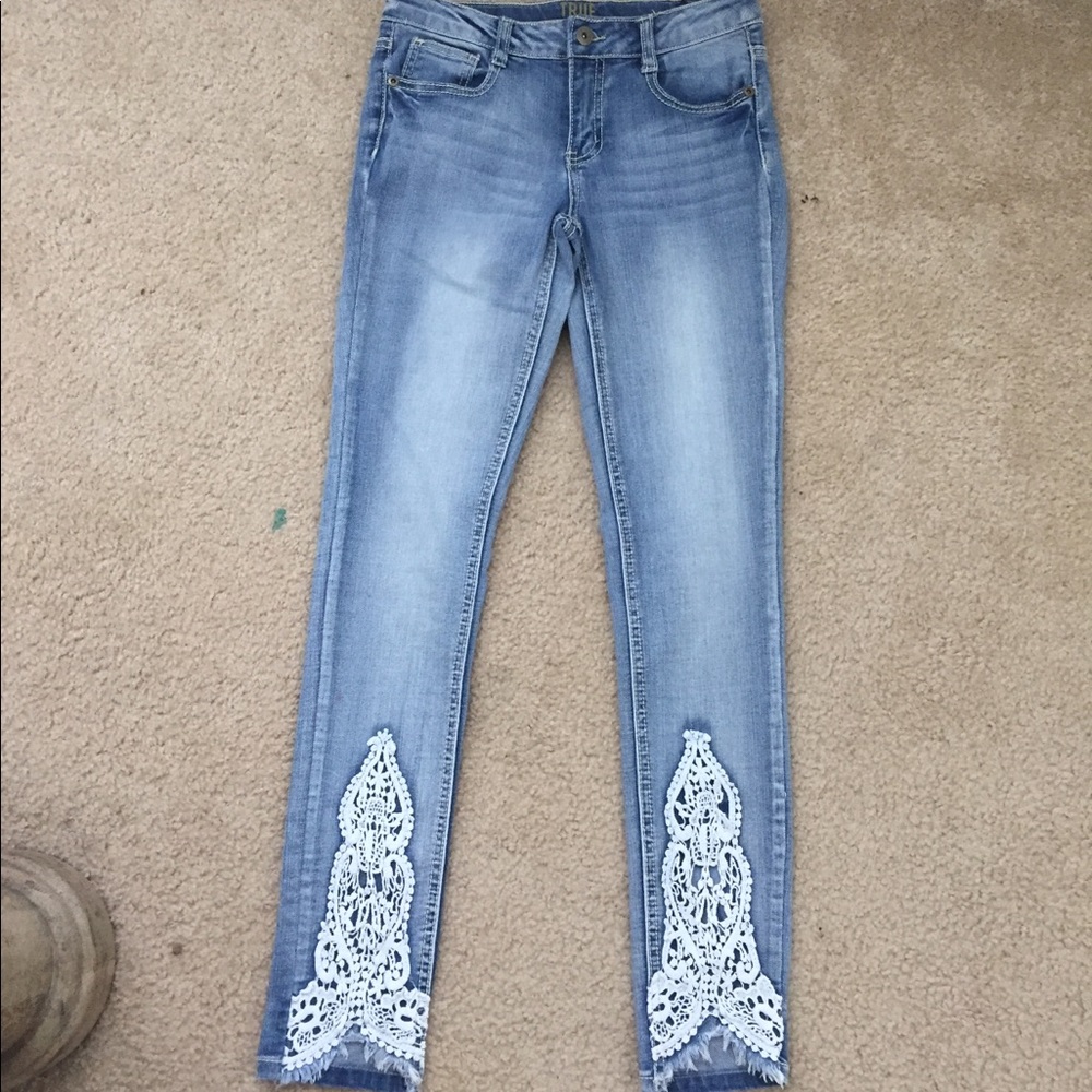 True craft light wash jeans